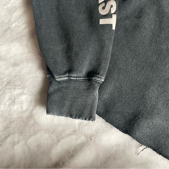 John Galt Natives of the Golden Coast Long Sleeve Distress Crop Top Size Small - Picture 4 of 9